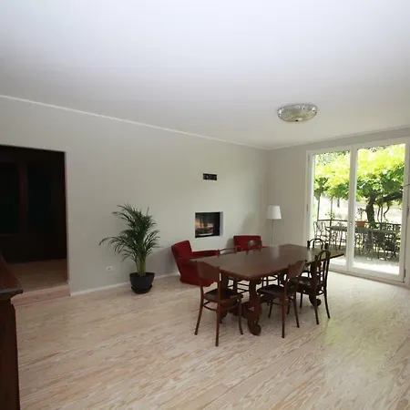 Elegant In Lina Near Como - Mq 150 דירה *